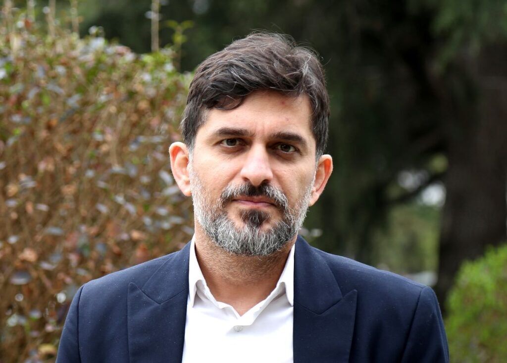ادامه تیمداری در توان شهرداری نیست