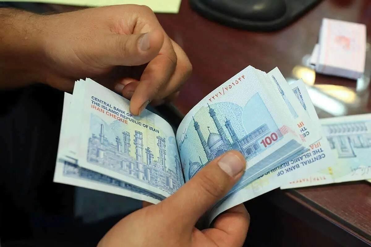 افزایش حقوق ۲۰ درصدی کارمندان ابلاغ شد