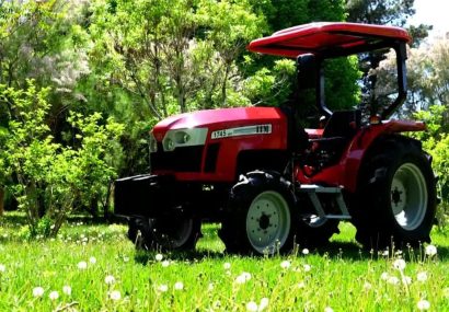 قاچاق ۶ تا هفت هزار تراکتور ایرانی به خارج از کشور قاچاق ۶ تا هفت هزار تراکتور ایرانی به خارج از کشور