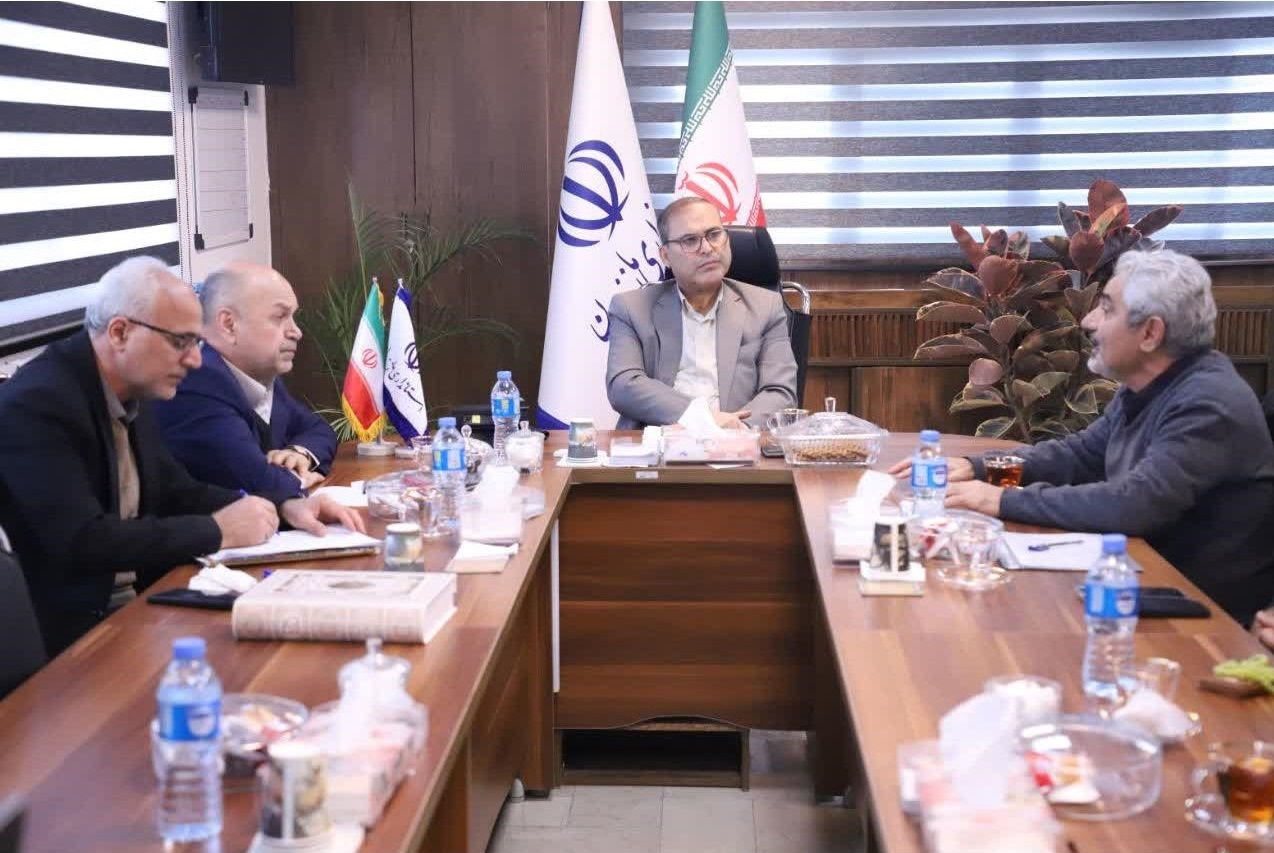 تأمین ۲۰ درصد انرژی دستگاهها با منابع پاک الزامی است