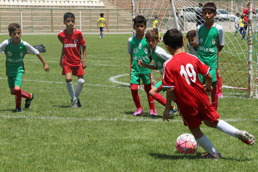 وقتی سرمایهگذاری روی پایهها قربانی میشود